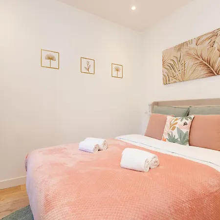 Aurea Yourhosthelper Apartment *